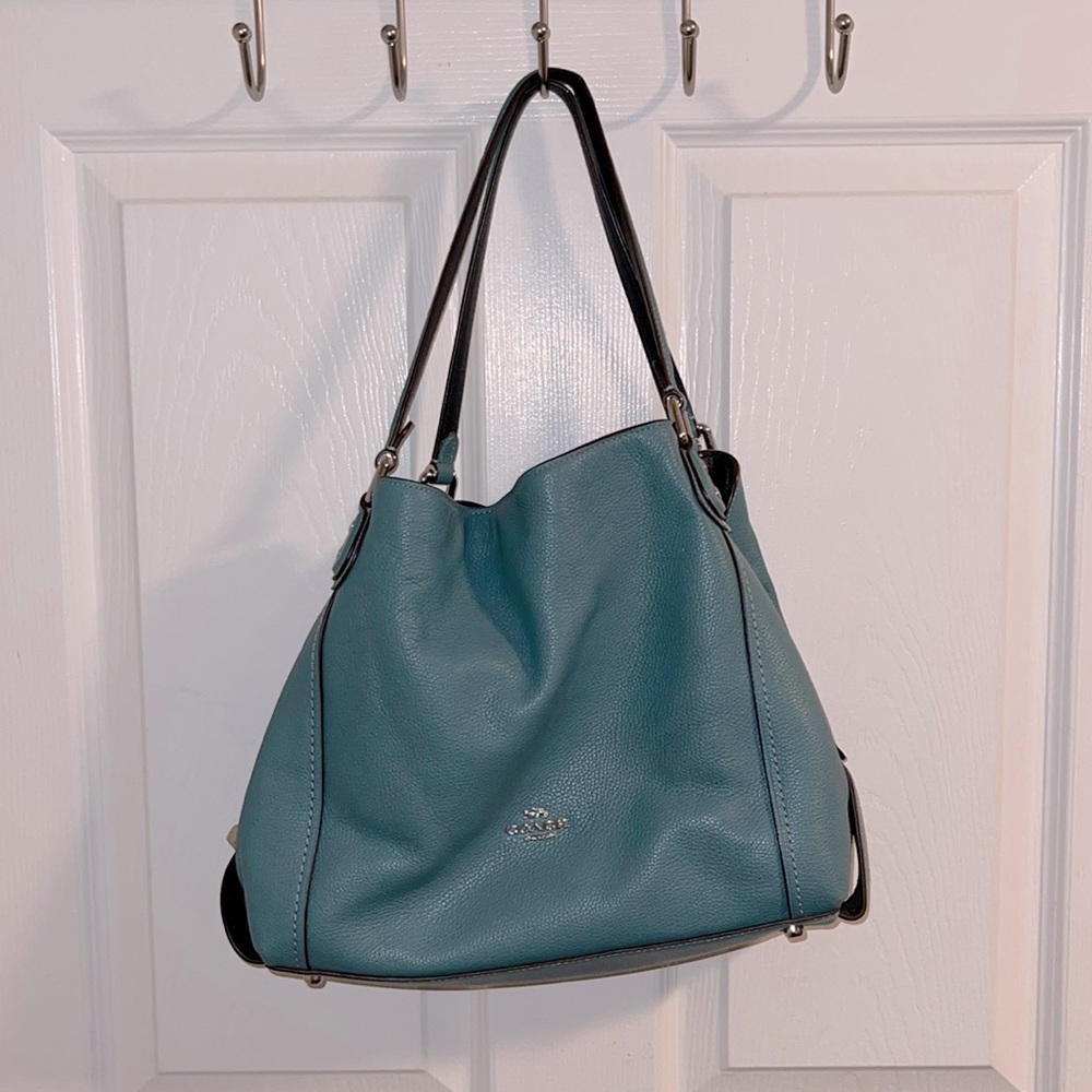 Coach Edie 31 leather shoulder bag